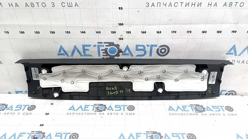 Обшивка двери багажника верхняя Hyundai Santa Fe 24-26 серая