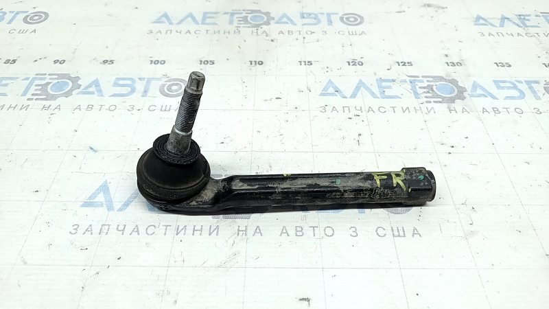 Рульовий наконечник правий Hyundai Santa Fe 24-26