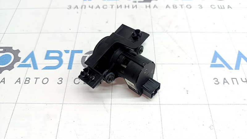 Датчик температури повітря в салоні Hyundai Santa Fe 24-26