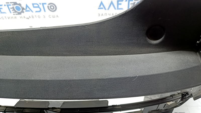 Бампер задний голый средняя часть Hyundai Santa Fe 24-26 SEL, Limited, царапины, потерт, треснут, отсутствуют фрагменты, надломано крепление