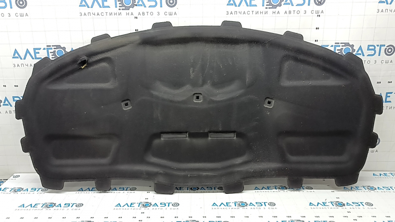 Изоляция капота Audi A5 F5 17-25 надрыв