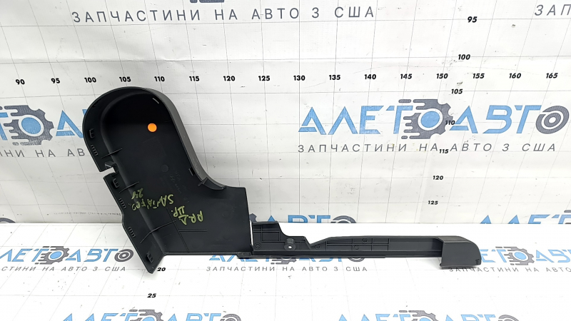 Накладка сиденья заднего правого сиденья 2-го ряда левая Hyundai Santa Fe 24-26 темно-серая