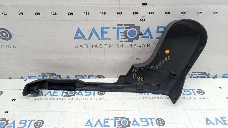 Накладка сиденья заднего правого сиденья 2-го ряда правая Hyundai Santa Fe 24-26 темно-серая, большая