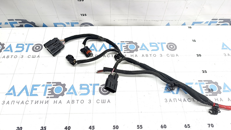 Проводка двери багажника левая Hyundai Santa Fe 24-26 откусана фишка