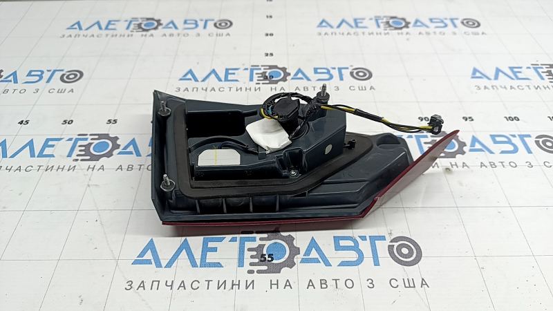 Фонарь внутренний крышка багажника правый Ford Fusion mk5 17-18 LED, под полировку