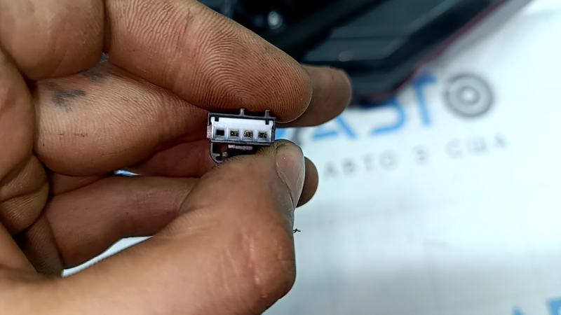 Фонарь внутренний крышка багажника правый Ford Fusion mk5 17-18 LED, под полировку