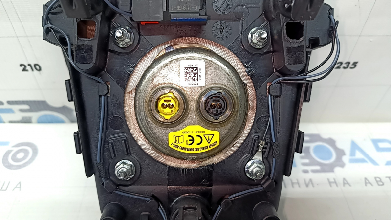 Подушка безопасности airbag в руль водительская Ford Fusion mk5 17-20 коричневая, царапина