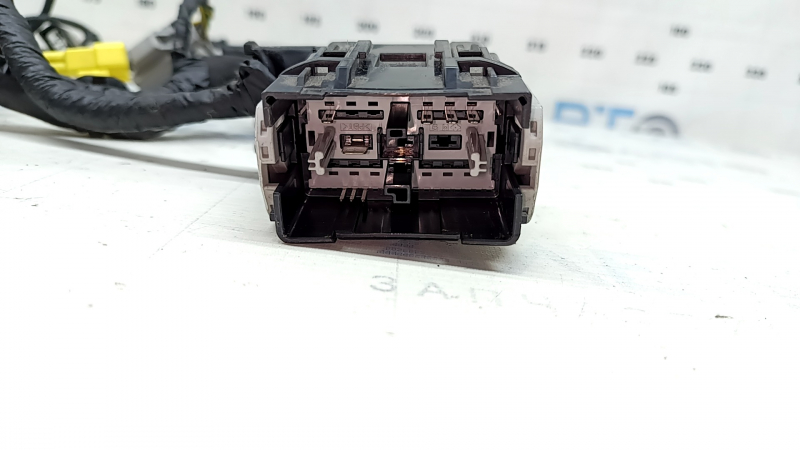 Проводка водительского сиденья Ford Fusion mk5 17-20