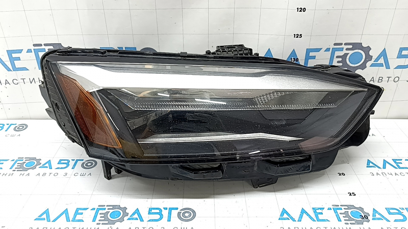 Фара передня права у зборі Audi A5 F5 20-24 LED, під полірування.