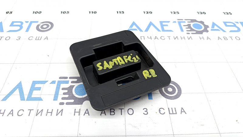 Кронштейн UNIT ASSY-ULTRA WIDEBAND Hyundai Santa Fe 24-26 HEV