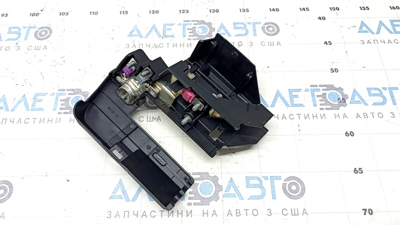Клема плюсова АКБ Audi A5 F5 17-25 тип 1, без піропатрону