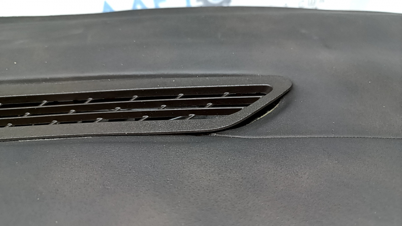 Торпедо передняя панель с AIRBAG Ford Fusion mk5 17-20 коричневая с бежевым под start-stop, под проекцию, под динамик, стянулась кожа, надрыв, сломано крепление