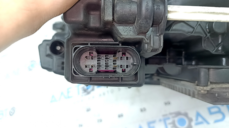 Фара передняя правая в сборе Mercedes W213 E 17-19 LED, скол, под полировку