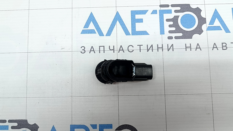 Парктроник заднего бампера Toyota Land Cruiser 16-21 рест, черный