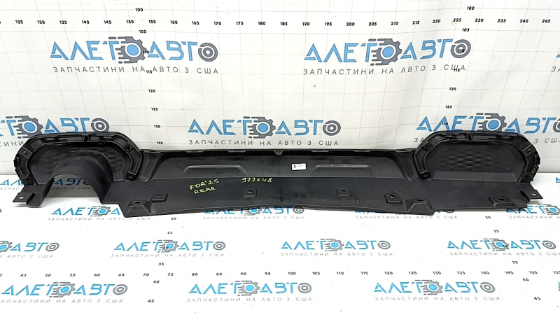 Губа заднього бампера Subaru Forester 25-26 структура, Base, Premium, з накладками, подряпини