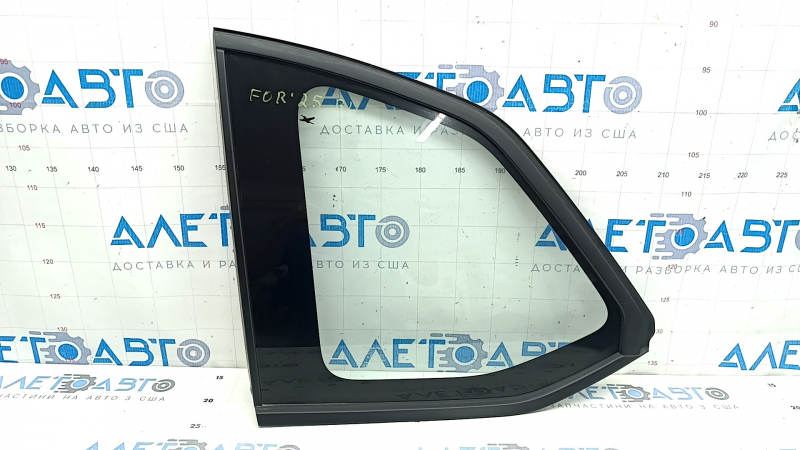 Форточка глухе скло задня ліва Subaru Forester 25-26