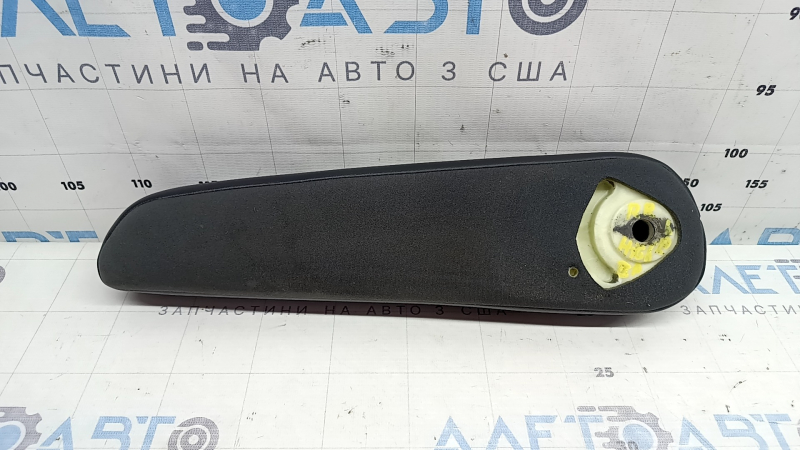Подлокотник сидения 2-го ряда заднего правого Toyota Highlander 20-26 кожа черная, XLE
