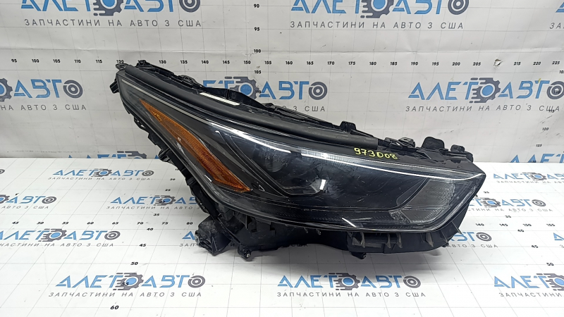 Фара передняя правая Toyota Highlander 21-26 LED, без DRL, темная, под полировку, царапины