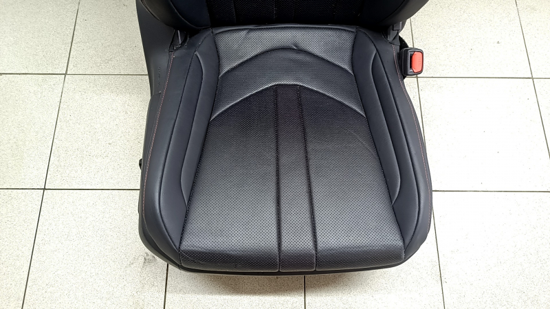 Пассажирское сидение Lexus UX200 UX250h 19-22 кожа черная, с подогревом, с перфорацией, F Sport
