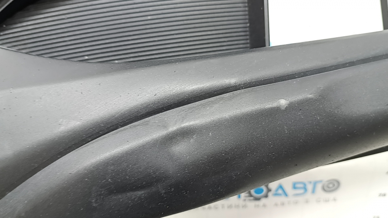 Губа переднего бампера Mazda CX-5 22-25 структура черная, примята, царапины