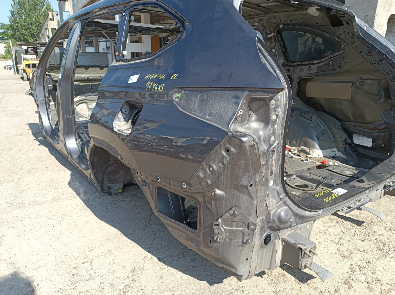 Четверть крыло задняя левая Toyota Highlander 20-26 под BSM, графит, на кузове, вмятина, тычка