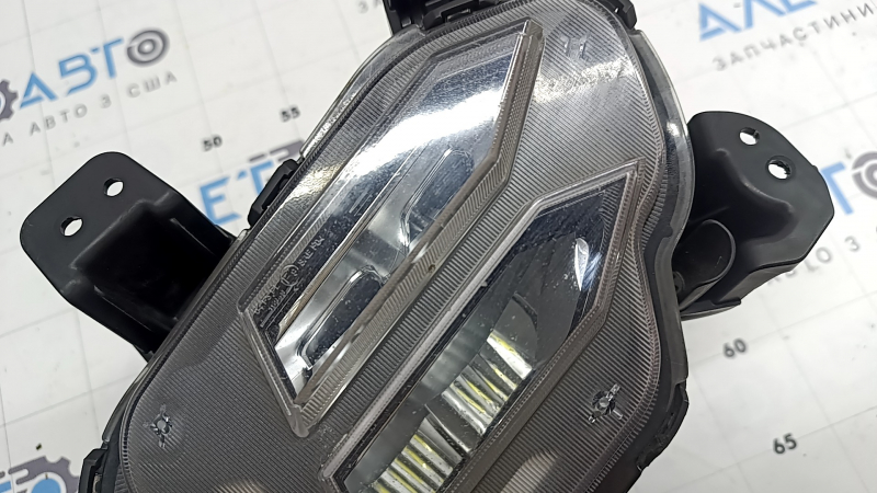 Протитуманна фара птф права Kia Sorento 21-26 LED тип 1, під полірування