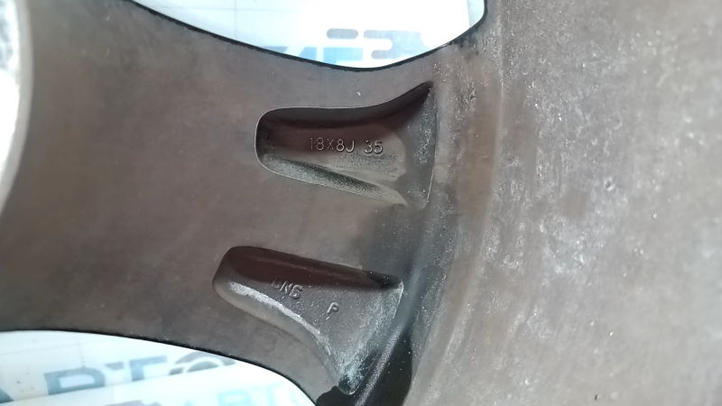 Диск колесный R18x8J ET35 Toyota Highlander 20-26 бордюрка, под прокат