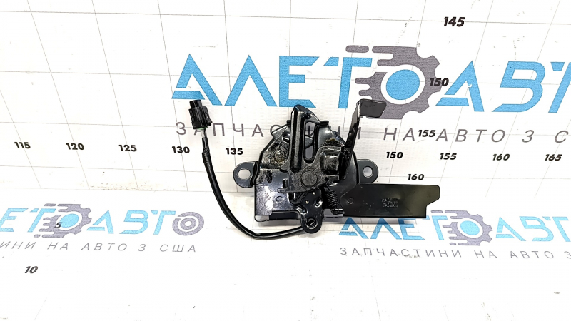 Замок капота Toyota Camry v70 18-24 с датчиком