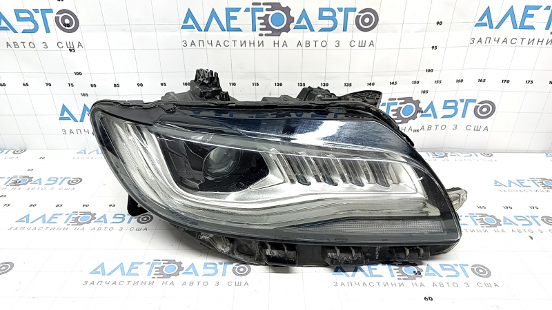 Фара передняя правая в сборе Lincoln MKZ 17-19 level 7, LED, тип 2, сколы, под полировку, царапины