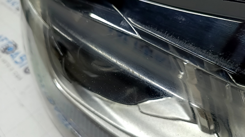 Фара передняя правая в сборе Lincoln MKZ 17-19 level 7, LED, тип 2, сколы, под полировку, царапины