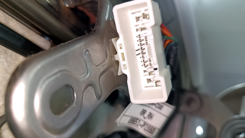 Сидіння 2 ряди праве Kia Sorento 21-24 HEV, PHEV перфорація, сіра шкіра, з підігрівом, під хімчистку, прим'ято