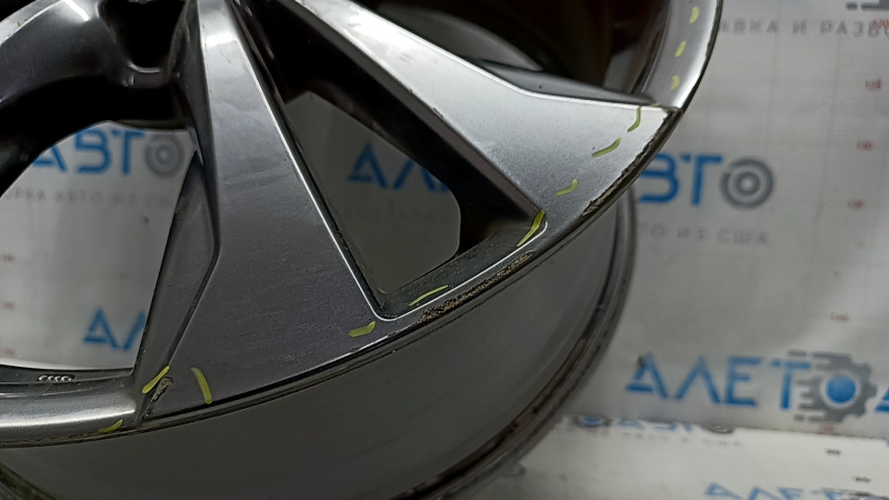 Колісний диск R18 x 7J ET45 Lexus UX 19-26 F Sport бордюрка