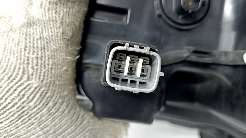 Фара передня права Toyota Camry v70 18-20 галоген + LED