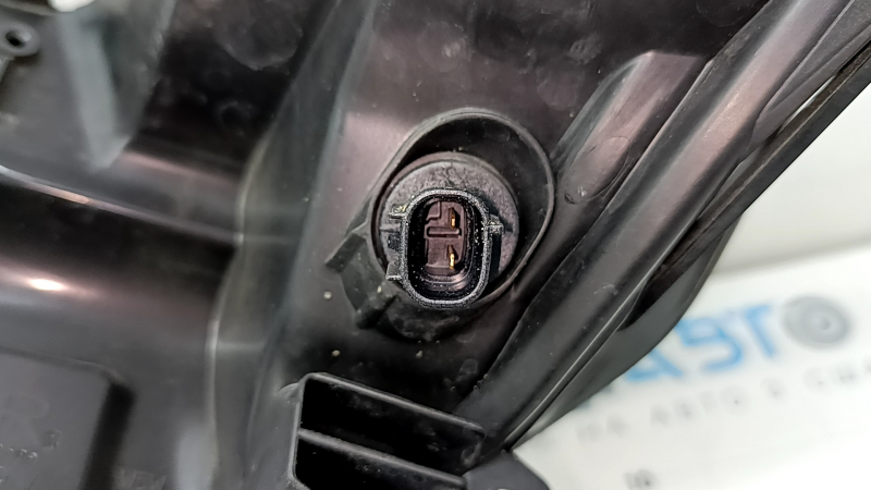 Фара передня права Toyota Camry v70 18-20 галоген + LED
