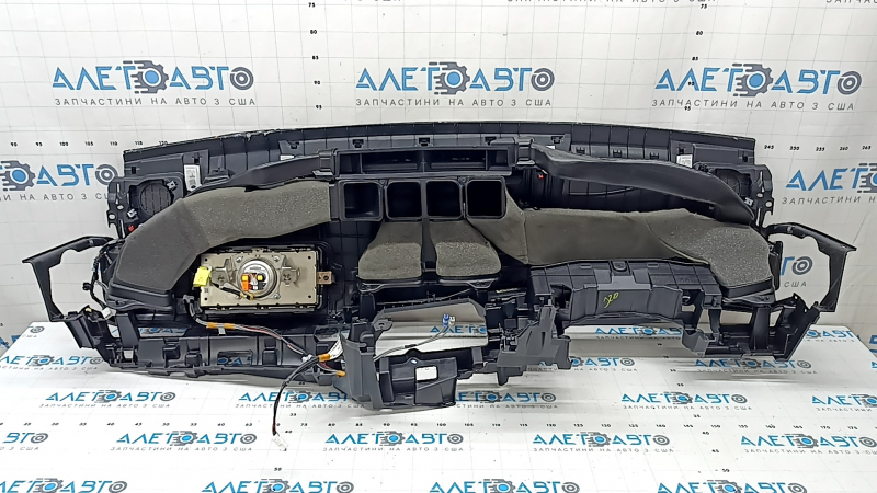 Торпедо передня панель з AIRBAG Toyota Camry v70 18-20 чорна