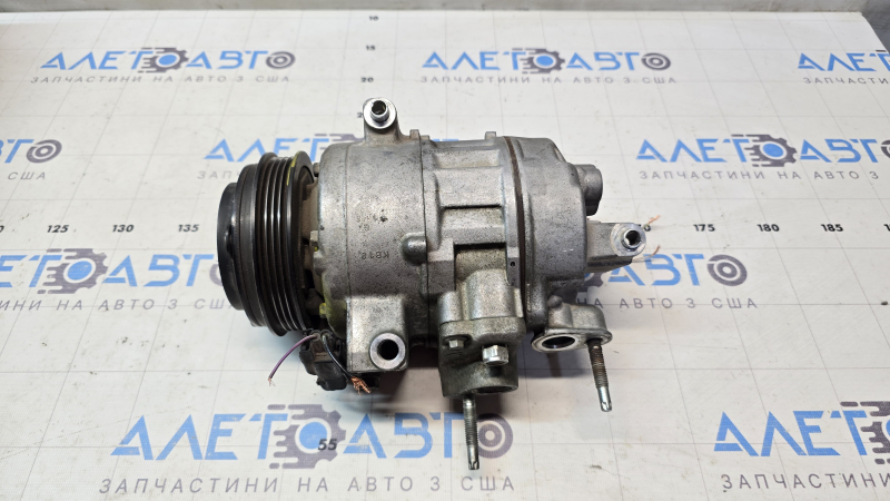 Компресор кондиціонера Ford Fusion mk5 13-20 2.0Т 2.5 не працює магнітна муфта