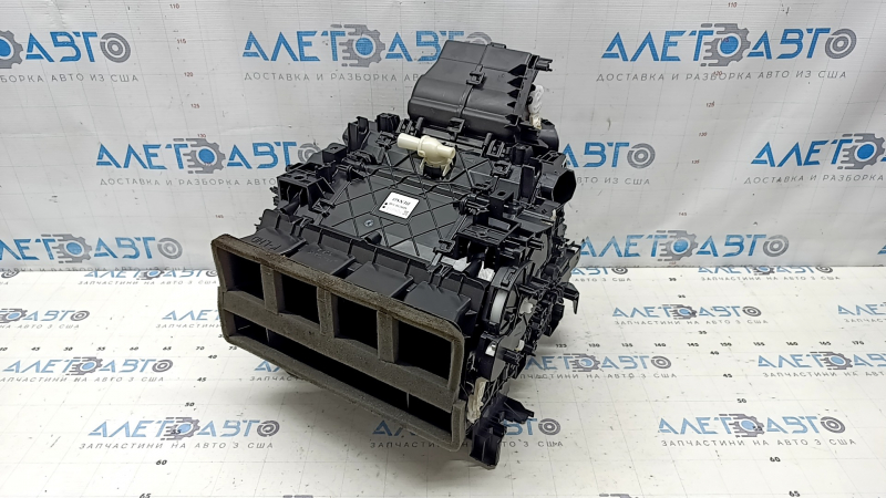 Корпус печки голый кондиционер Toyota Camry v70 18-22 hybrid без обдува заднего ряда, без радиаторов и актуаторов