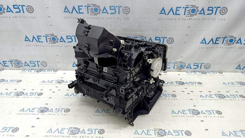 Корпус печки голый кондиционер Toyota Camry v70 18-22 hybrid без обдува заднего ряда, без радиаторов и актуаторов