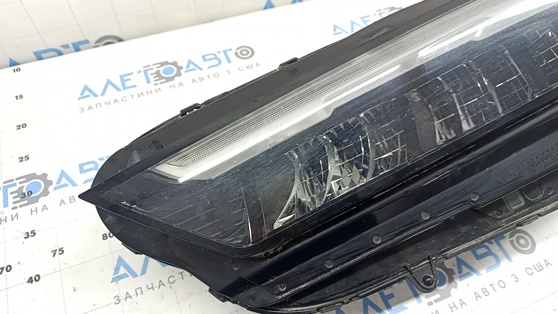 Фара передняя левая Honda Accord 23-26 LED, под полировку, сколы