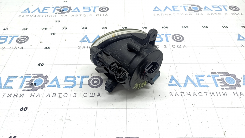 Противотуманная фара птф левая Audi Q5 8R 09-17 галоген, под полировку, грязь под стеклом