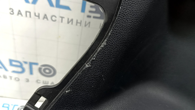 Обшивка арки права Toyota Rav4 19-25 чорна з кишенею та прикурювачем, подряпини.