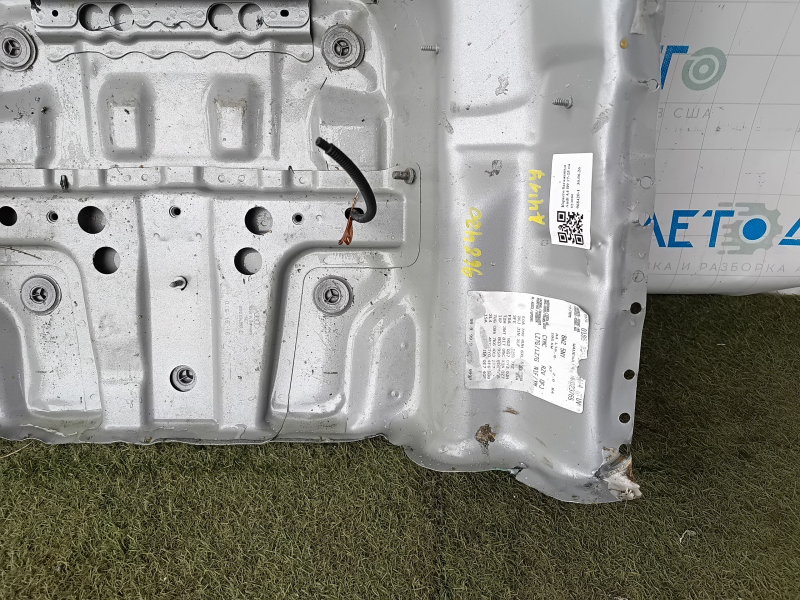 Корыто багажника Audi A4 B9 17-25 высверлено, белое