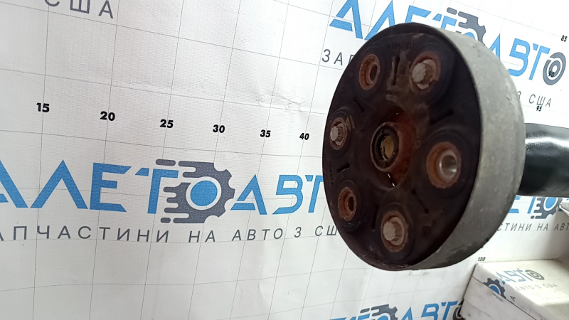 Карданний вал кардан VW Tiguan 18-24 мікротріщин на муфті