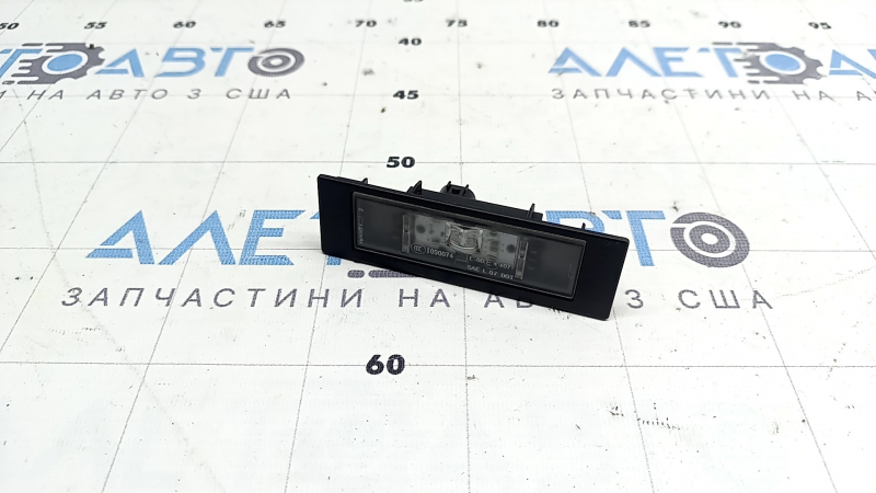 Подсветка номера двери багажника левая BMW X2 F39 18-23