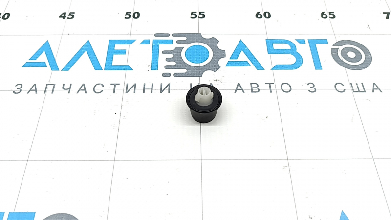 Відбійник капота внутрішній лівий Lexus ES 19-26