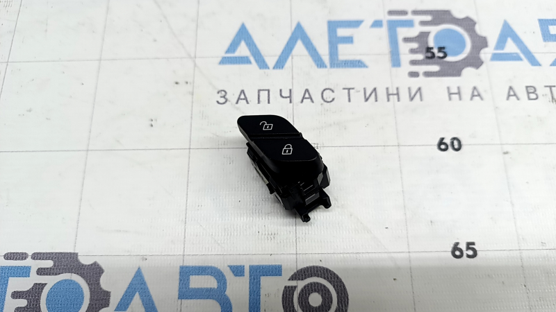 Кнопки блокування дверей передньої правої BMW X2 F39 18-23