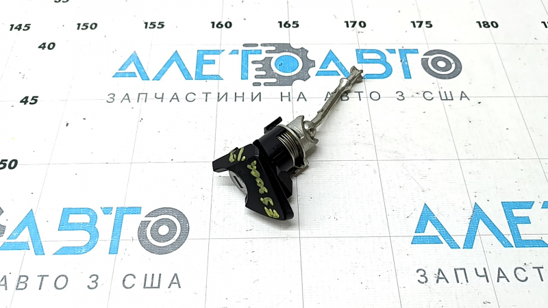 Личинка замка передней левой Lexus ES 19-26