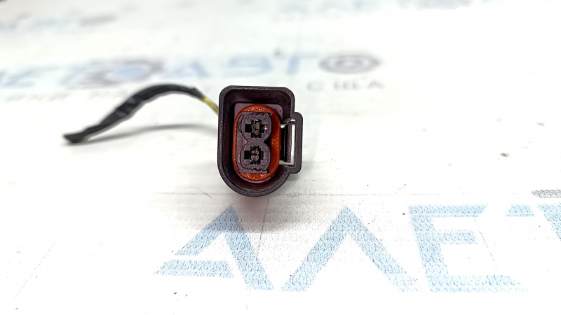 Фішка двигуна омивача лобового скла BMW X2 F39 18-23