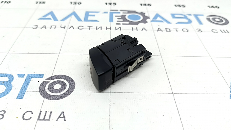 Кнопка аварийной сигнализации BMW X2 F39 18-23