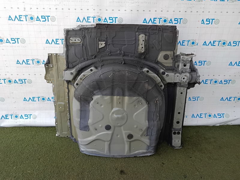 Корито багажника Toyota Camry v70 18-24 hybrid, висвердлено